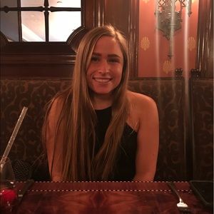 Meet your Posher, Lauren